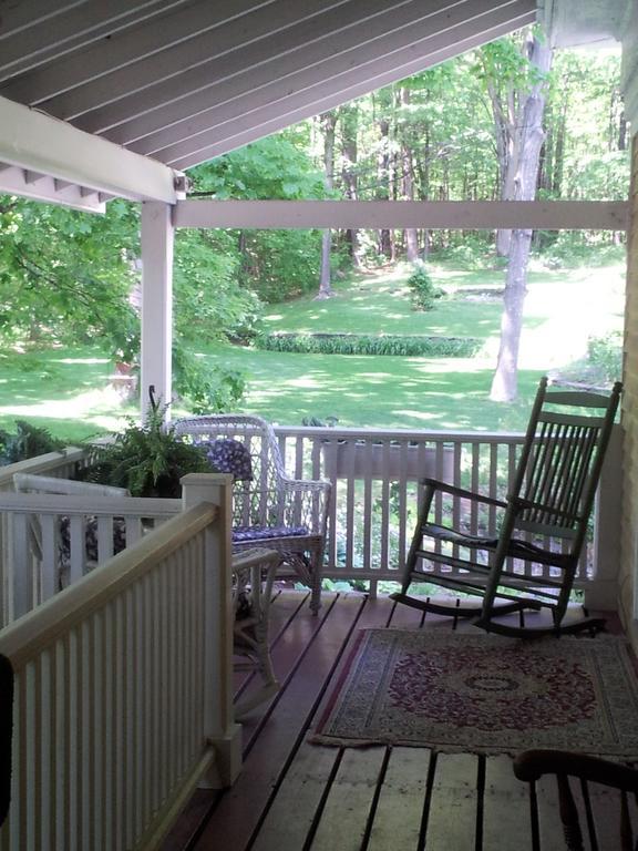 Bed and Breakfast 1868 Crosby House Brattleboro Exteriér fotografie