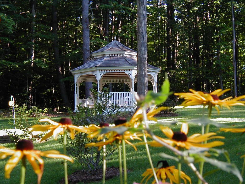 Bed and Breakfast 1868 Crosby House Brattleboro Exteriér fotografie